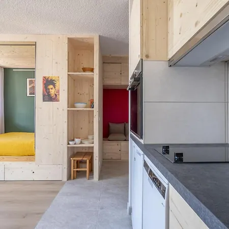 A L'aiguille Du Midi Chamonix